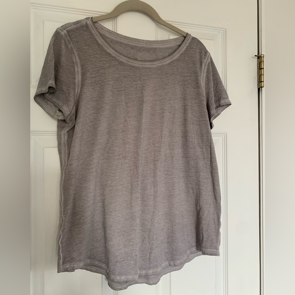 Lululemon Love T-shirt size 8